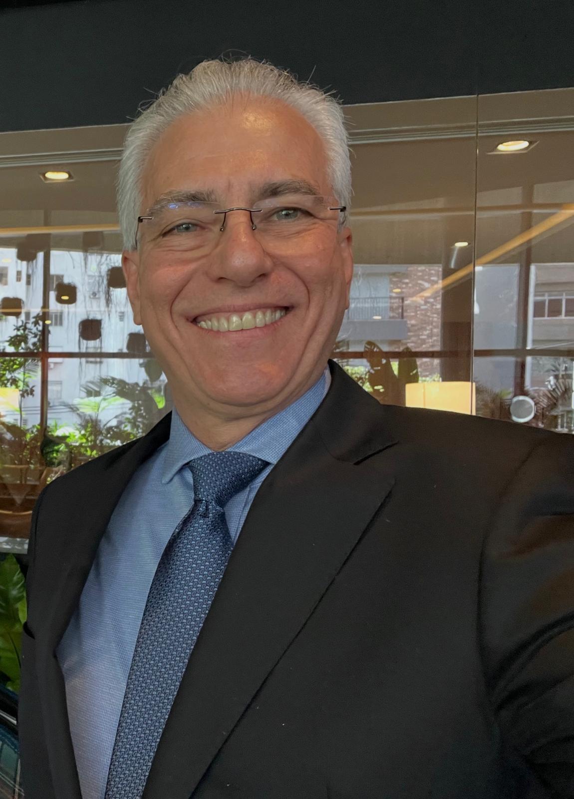 Claudio Pelizari — fundador da Certificado Digital Global